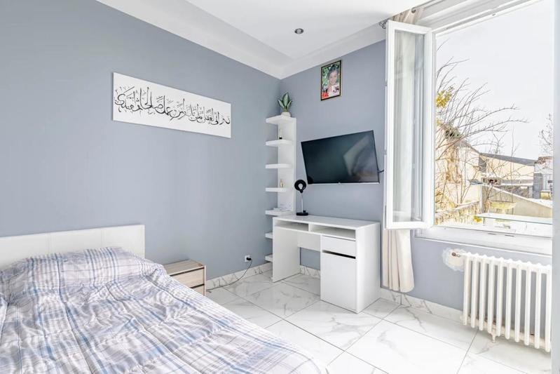 Maison - 200 m² - 5 pièces