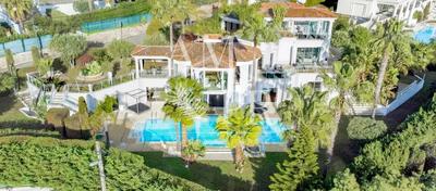 Propriété - 500 m² - 7 pièces