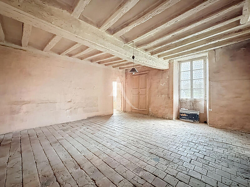 Maison - 230 m² - 5 pièces