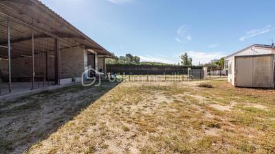 Terrain - 8 806 m²