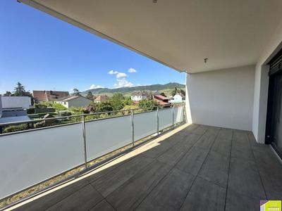 Appartement - 100 m² - 4 pièces