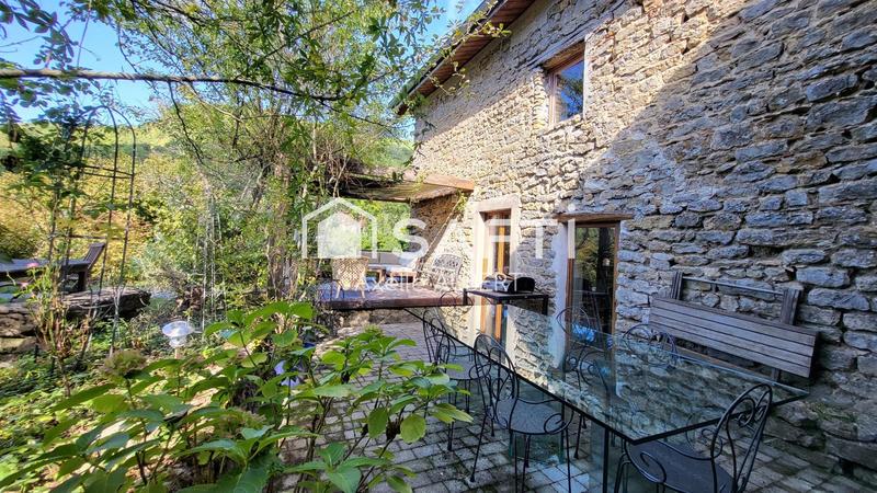 Maison de village - 144 m² - 5 pièces
