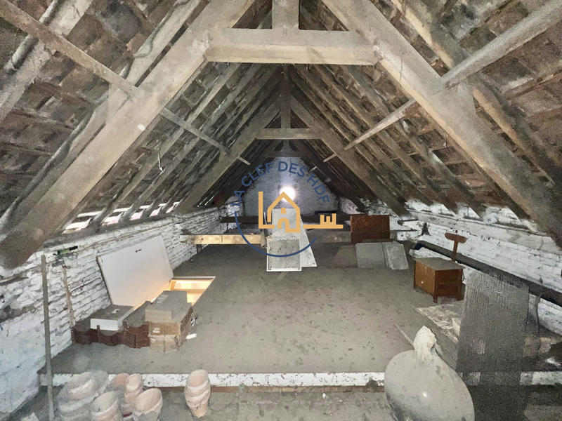 Maison - 212 m² - 5 pièces