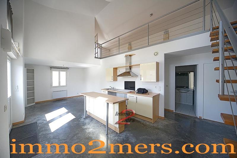 Local commercial - 87 m² - 2 pièces