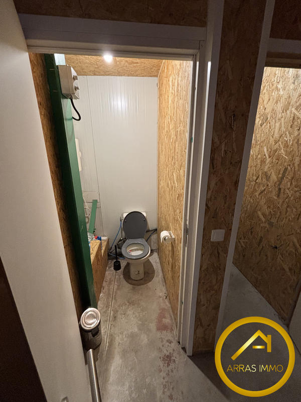 Local commercial - 200 m²