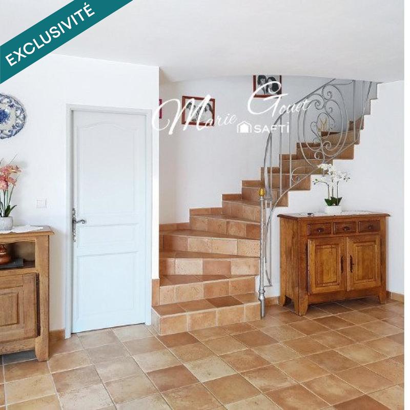 Maison - 205 m² - 8 pièces