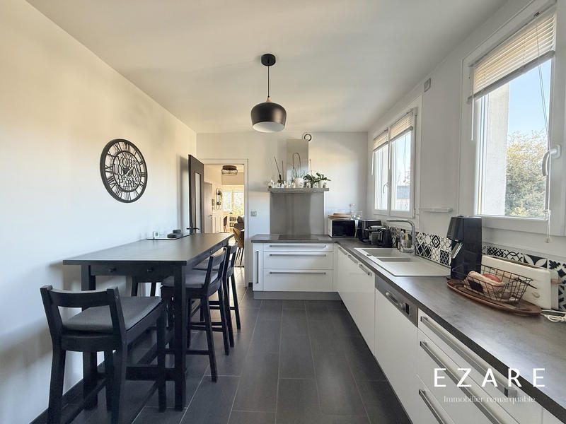 Appartement - 87 m² - 4 pièces