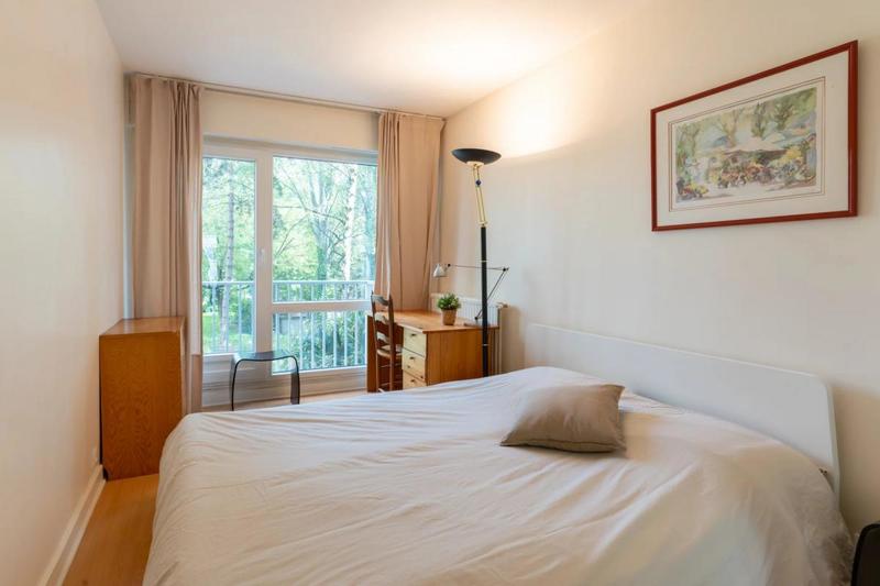 Appartement - 92 m² - 5 pièces