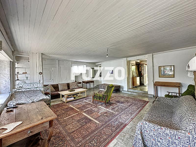 Maison - 160 m² - 6 pièces