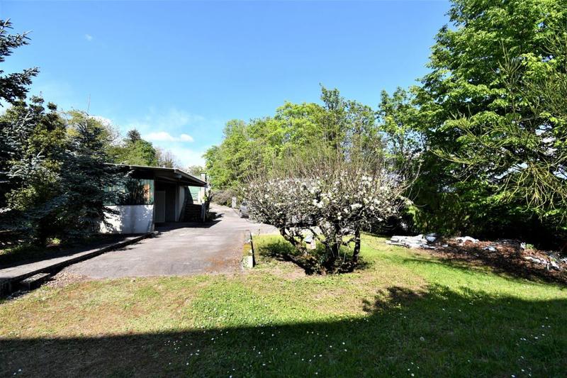 Propriété - 287 m² - 8 pièces