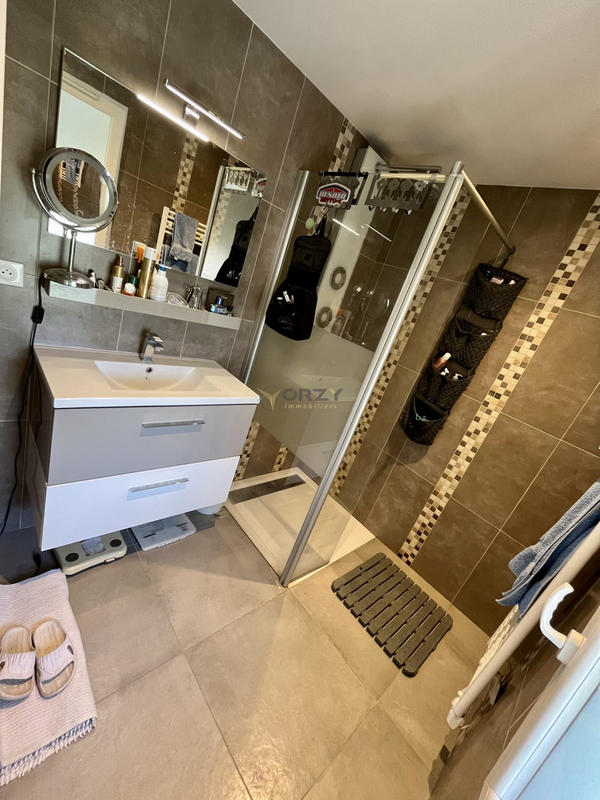 Maison contemporaine - 117 m² - 4 pièces