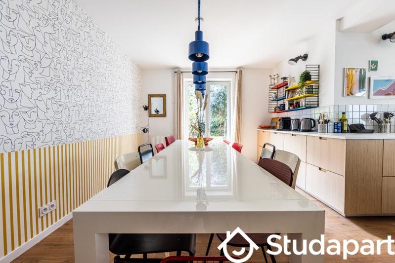 Chambre - 13 m² - 1 pièce