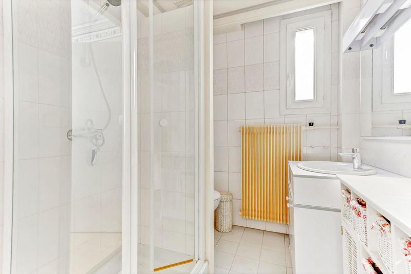 Maison - 238 m² - 11 pièces