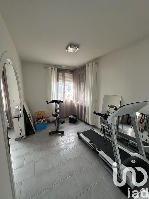 Maison - 186 m² - 8 pièces