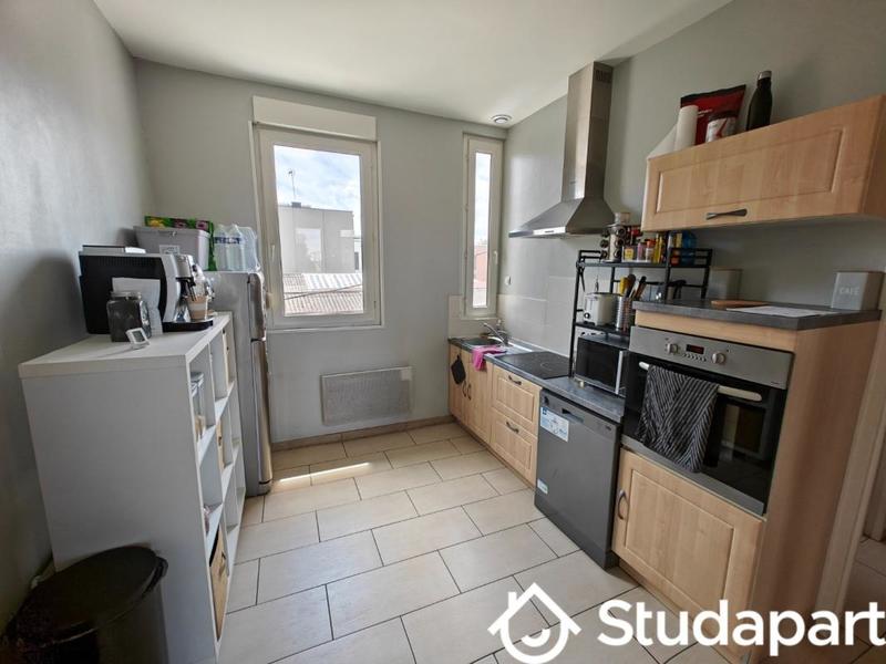 Chambre - 11 m² - 1 pièce