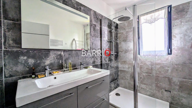 Villa - 104 m² - 4 pièces