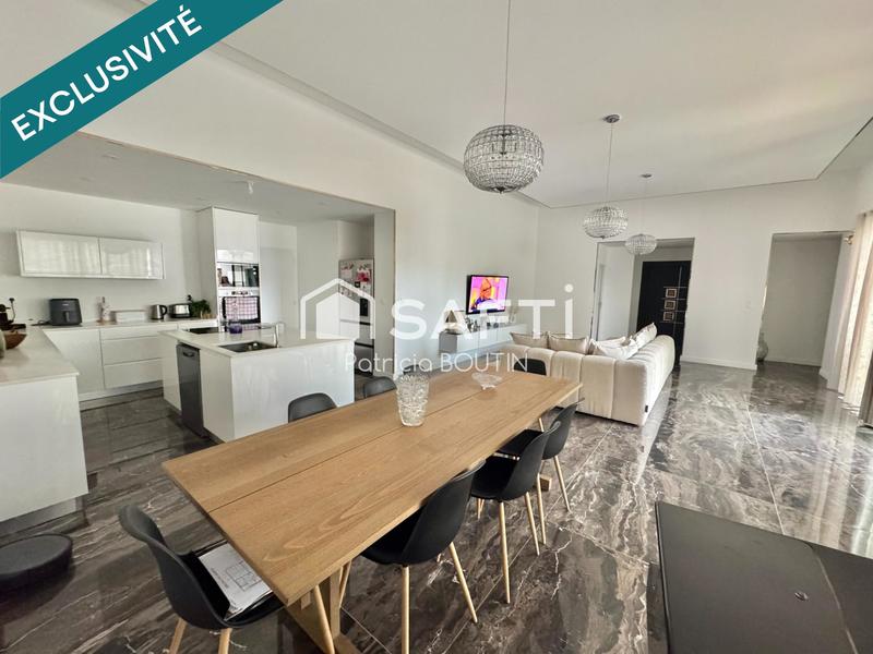 Maison - 139 m² - 6 pièces