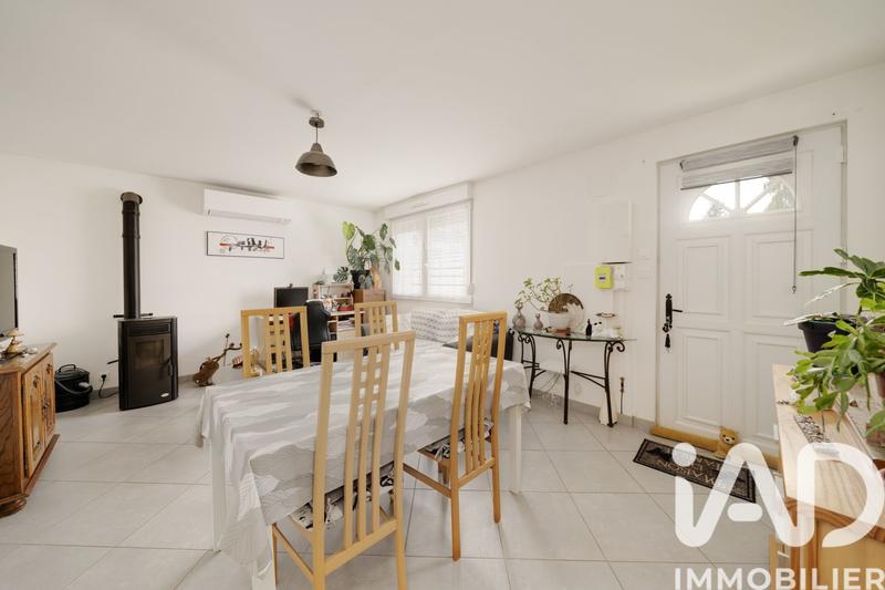 Maison - 241 m² - 8 pièces
