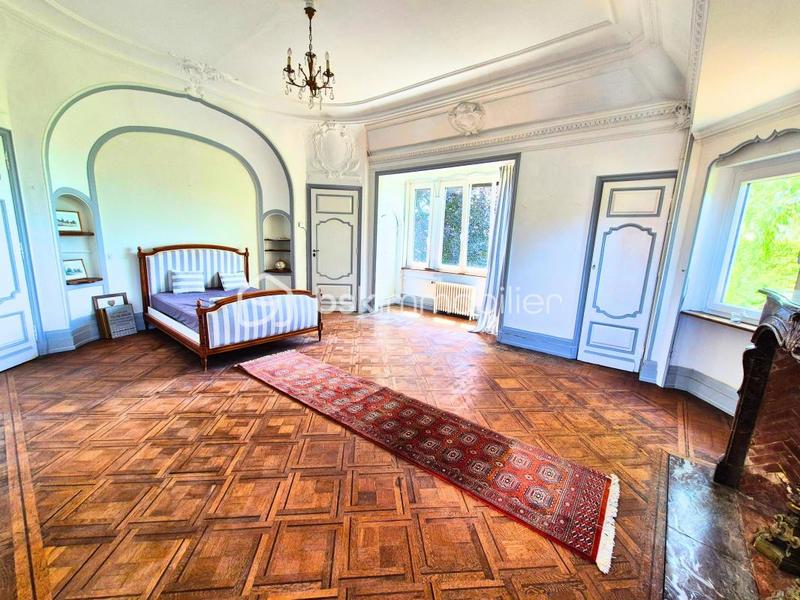 Maison bourgeoise - 433 m² - 10 pièces