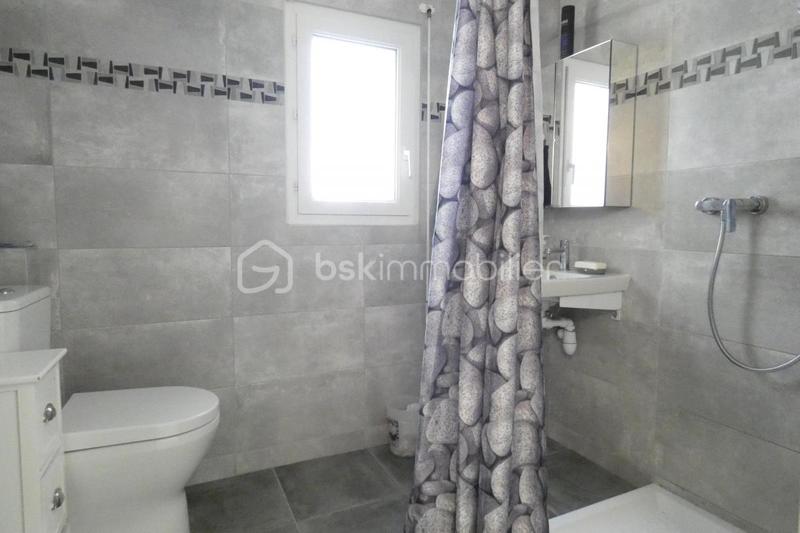 Maison traditionnelle - 120 m² - 6 pièces