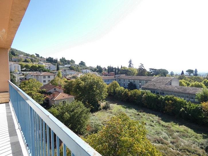 Appartement - 76 m² - 5 pièces