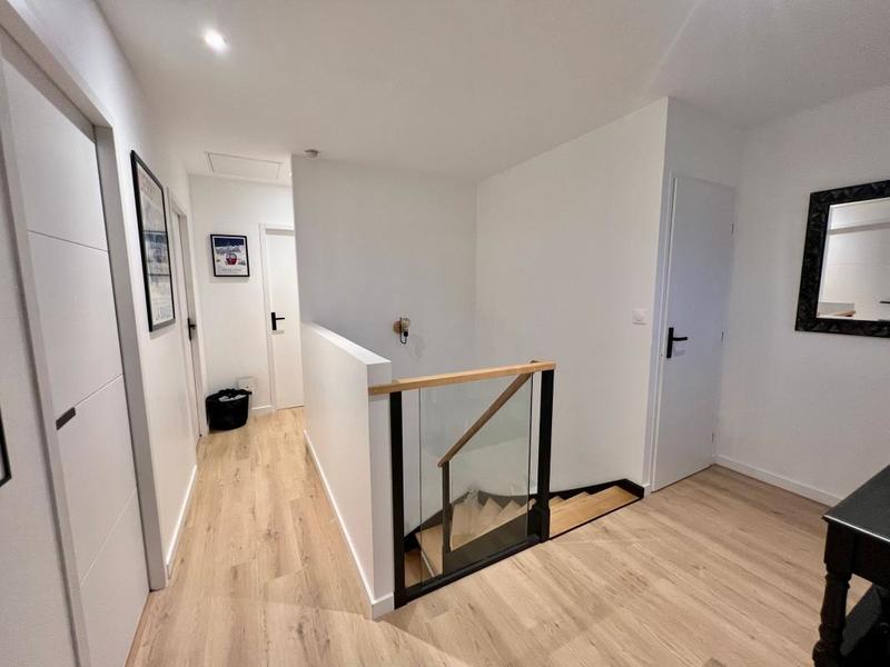 Villa - 182 m² - 5 pièces