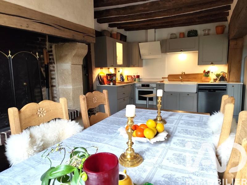 Maison - 180 m² - 6 pièces