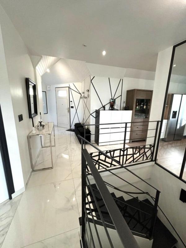 Maison - 190 m² - 7 pièces