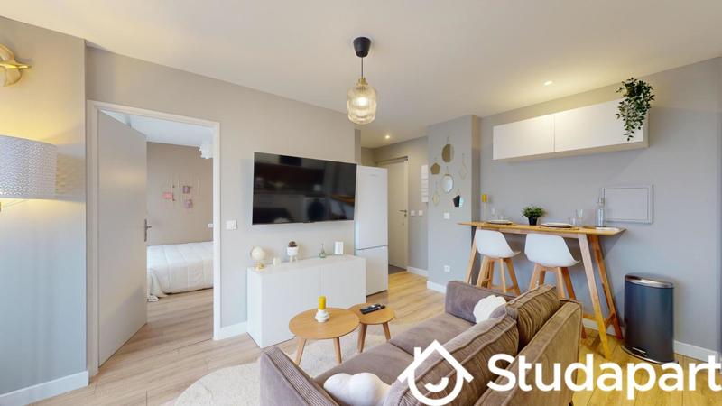 Chambre - 9 m² - 1 pièce