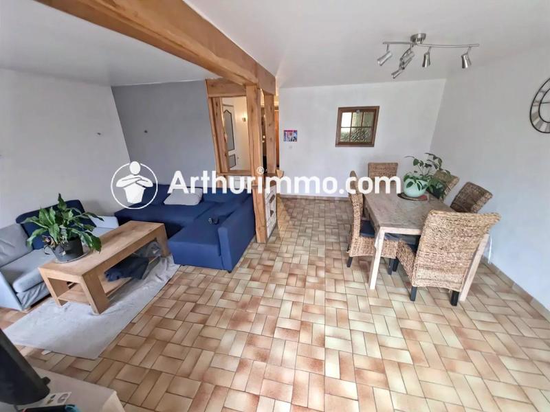 Appartement - 82 m² - 4 pièces