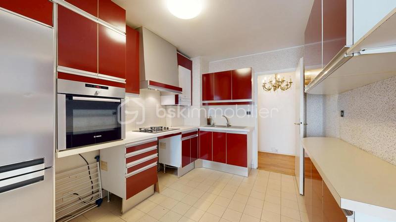 Appartement - 108 m² - 4 pièces