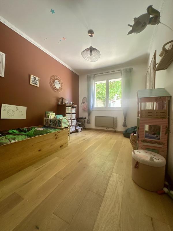 Villa - 185 m² - 7 pièces