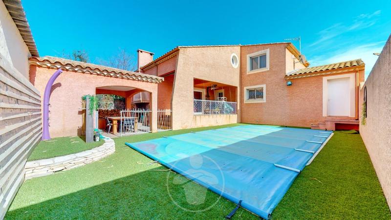 Maison - 151 m² - 6 pièces