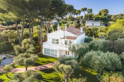 Villa - 257 m² - 4 pièces