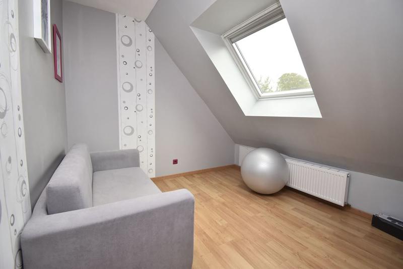 Pavillon - 198 m² - 10 pièces