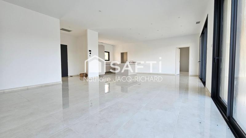 Maison - 148 m² - 6 pièces