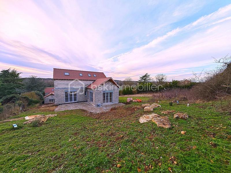 Maison d'architecte - 144 m² - 6 pièces