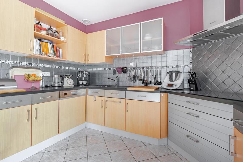 Maison - 190 m² - 8 pièces