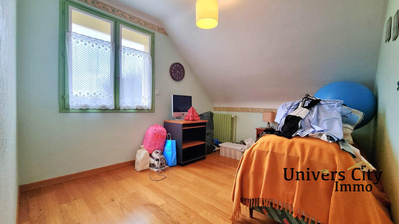 Maison - 128 m² - 7 pièces