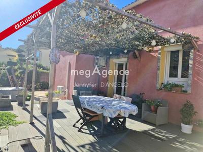 Maison - 120 m² - 5 pièces