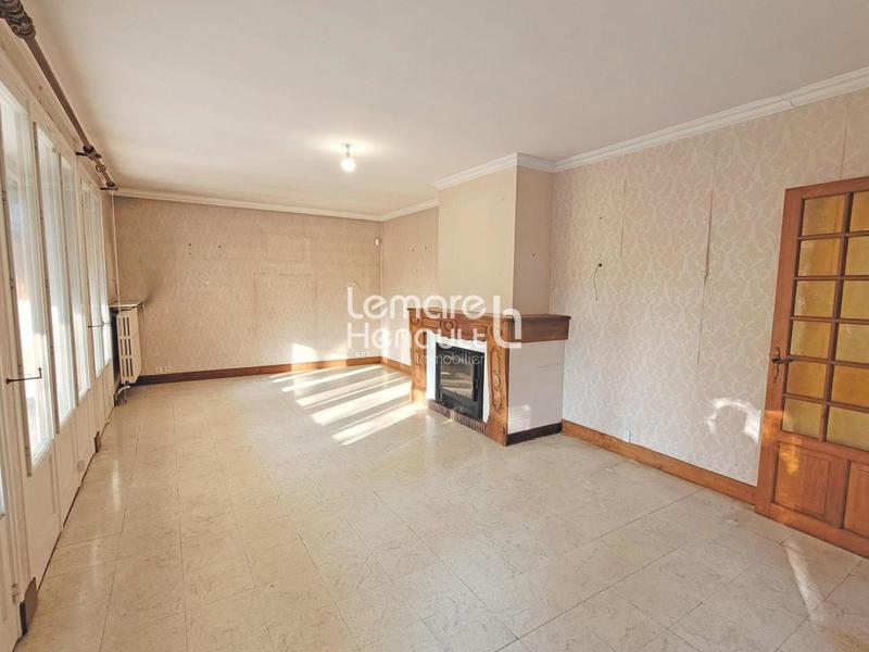 Maison - 158 m² - 6 pièces