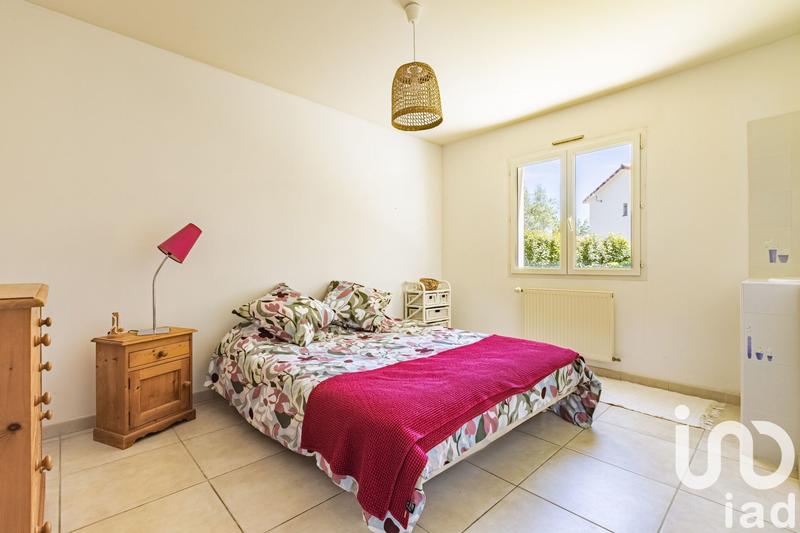 Maison - 230 m² - 7 pièces