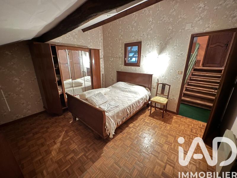 Maison de village - 216 m² - 7 pièces