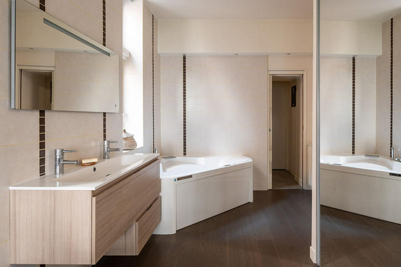 Appartement - 90 m² - 4 pièces