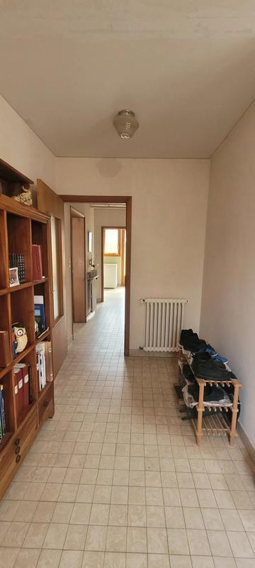 Maison - 454 m² - 6 pièces