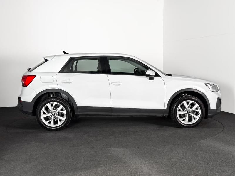 Audi Q2 - 30 Tfsi 110ch Ja17p Sieges Chauff Camera Regul Acc Gps Keylessgo Tel Clim 110 Ch 1°Main