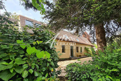 Maison ancienne - 225 m² - 9 pièces