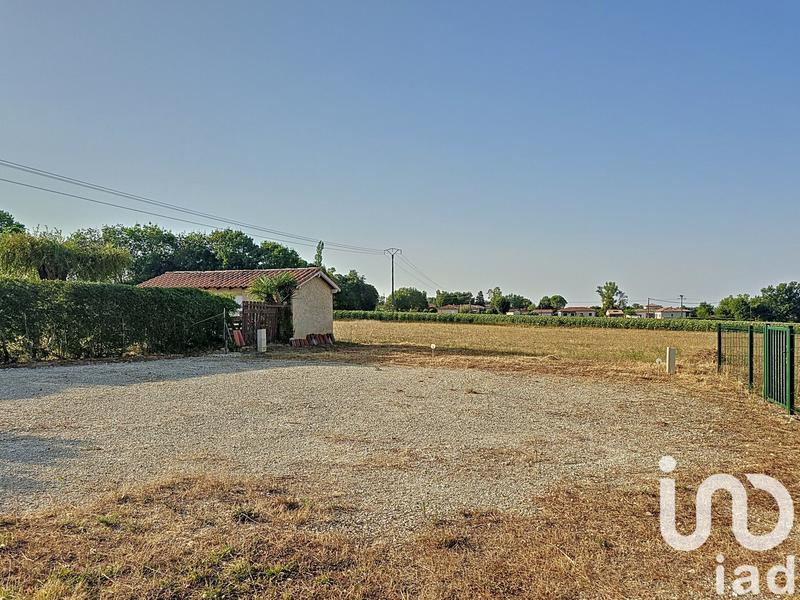 Terrain - 1 836 m²