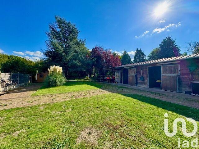 Maison - 280 m² - 11 pièces