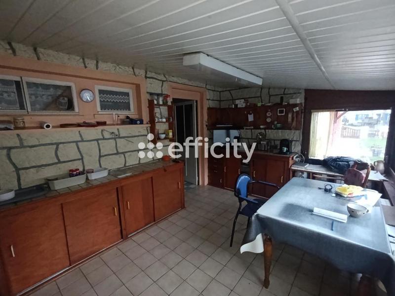 Maison - 94 m² - 4 pièces